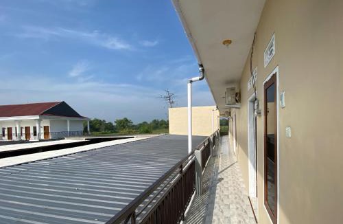 Pasuruan Hotel | RedDoorz near Terminal Baru Pasuruan