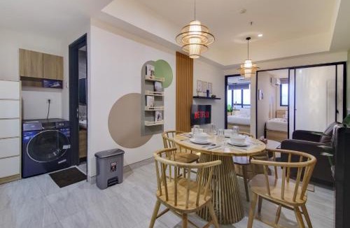 Pinang Apartment | 2BR Collins 1643 Pool & Playstation 4