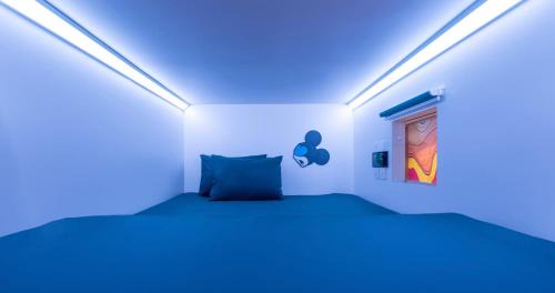 Kuningan Hotel | CRiB by Bobobox, Kuningan, Jakarta
