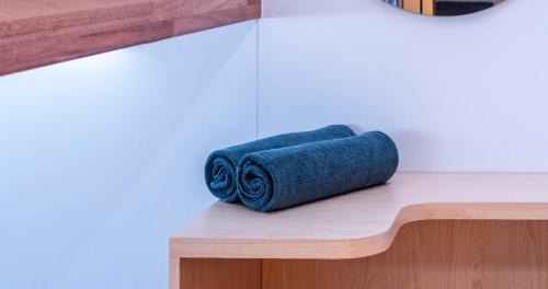 Kuningan Hotel | CRiB by Bobobox, Kuningan, Jakarta
