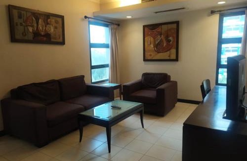 Tanjung Duren Utara Hotel | Grand Tropic Suites Hotel