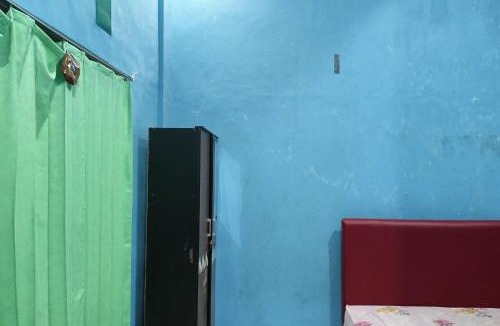 Pallangga Hotel | OYO 93875 Tifar House Near Lapangan Raja-raja