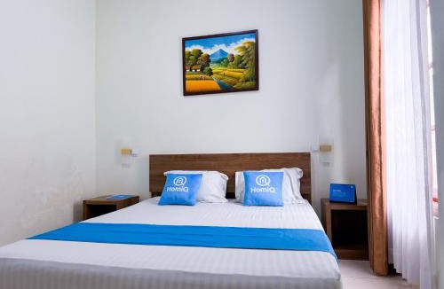 Yogyakarta House | Adiputra Guesthouse Tata Bumi by HomiQ