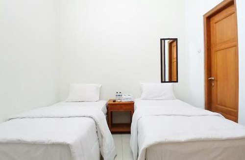 Gedongkiwo Hotel | Graha Syariah Homestay Jogokariyan Mitra RedDoorz
