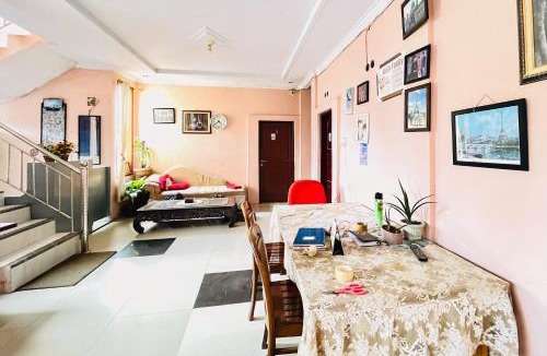 Berastagi Hotel | RedDoorz at Serdika Pavilion Berastagi