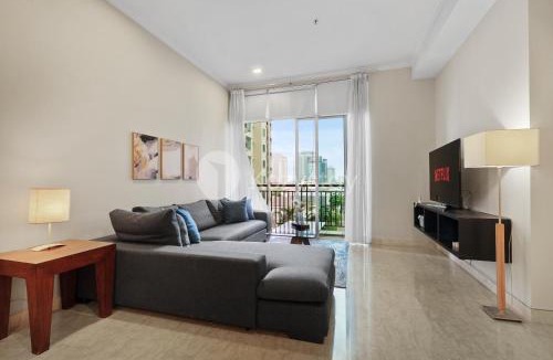 Grogol Utara Apartment | Cascata by Kozystay - Senayan