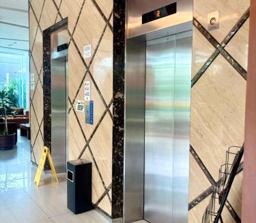 Jakarta Hotel | V Hotel Tebet