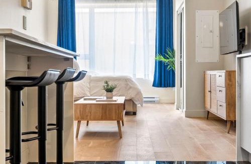 Gay Village Apartment | Central King Studio