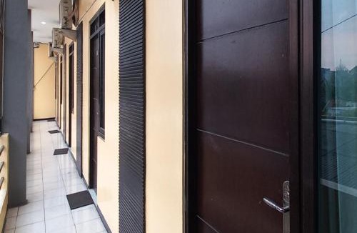 Sidoarjo Hotel | RedDoorz Syariah at Hotel Pandan Wangi near Alun Alun Sidoarjo