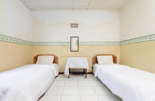 East Jakarta Hotel | Hotel Al Hakim Syariah Redpartner