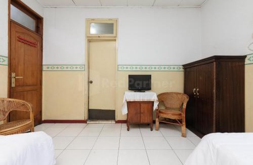 East Jakarta Hotel | Hotel Al Hakim Syariah Redpartner