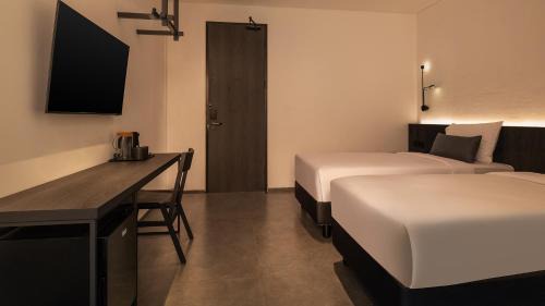 Semarang Hotel | REZ Hotel Semarang