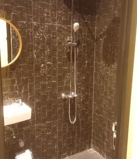 Pecatu Hostel | Rumah WJ Rooms and Suites