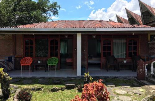 Simanindo House | Hisar Guest House