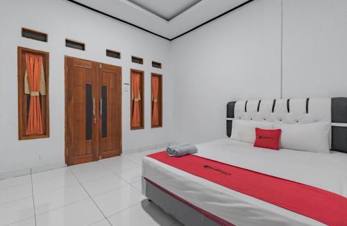 Tjimadja Hotel | RedDoorz @ Geopark Ciletuh Sukabumi