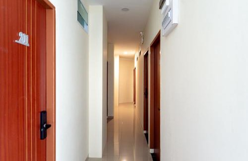 Tanjung Uncang Hotel | RedDoorz Plus at Komplek ABC Batu Aji Batam