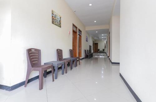 Ngaglik Hotel | RedDoorz at WR Supratman Batu