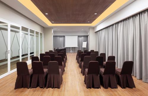 Bandung Hotel | Hotel Santika Gunungkidul