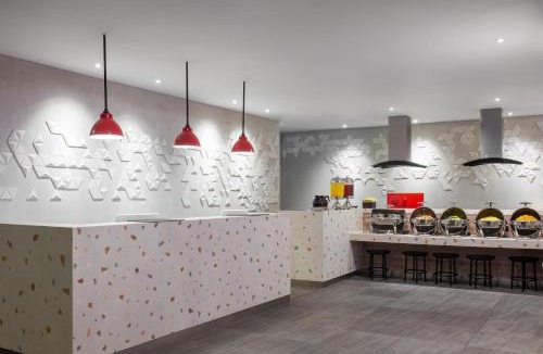 Duren Sawit Hotel | Amaris Hotel Kalimalang
