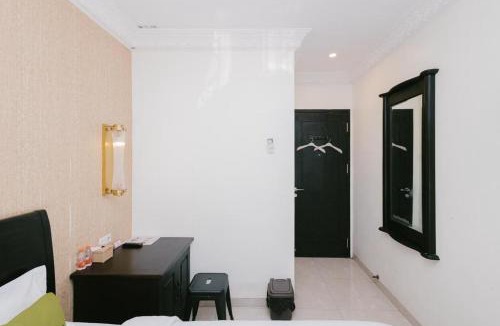 Dinoyo Hotel | Urbanview Hotel Sultan Palace Malang by RedDoorz