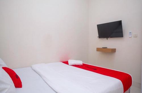 Condongcatur Hotel | RedDoorz Syariah near Universitas Mercu Buana Kampus 2 Yogyakarta