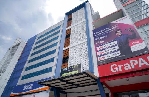 South Tangerang Hotel | Urbanview Hotel Syariah De Umbrella Ciputat