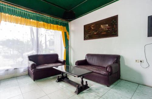 Jambi Hotel | RedDoorz @ Jalan Jendral Sudirman Jambi 2
