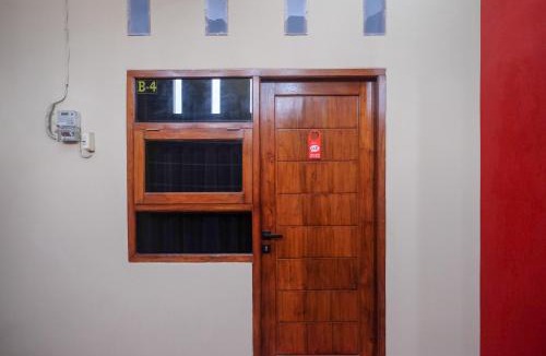 Surakarta Hotel | RedDoorz Syariah near Perempatan Kartasura
