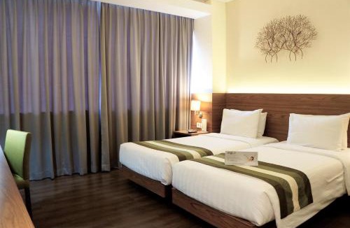 Cilandak Hotel | Grand Whiz Poins Simatupang Jakarta