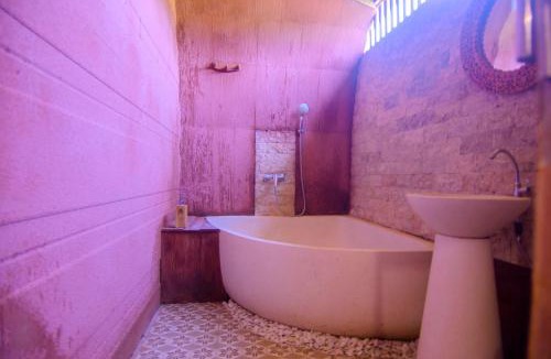 Batuan Cabin | Kubu Kayana Batuan