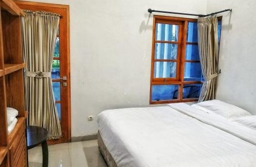 Depok Hotel | Tiray Homestay Syariah Yogyakarta Mitra RedDoorz
