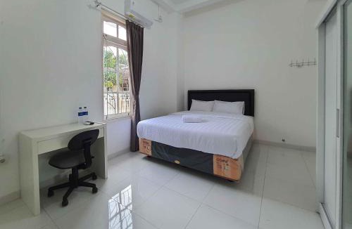 Sleman Hotel | RedDoorz Syariah at Jalan Godean