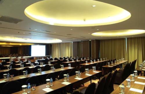 Tangerang Hotel | Soll Marina Hotel Serpong