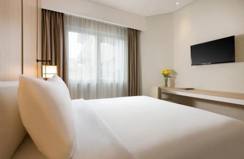 Bekasi Hotel | Hotel Santika Mega City Bekasi