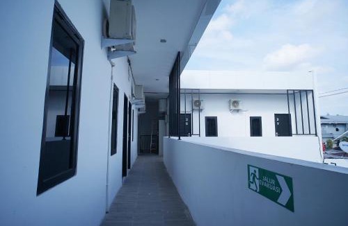 Balikpapan Hotel | RedDoorz At Sani Guest House Balikpapan
