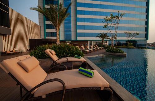 Bekasi Hotel | Avenzel Hotel & Convention Cibubur