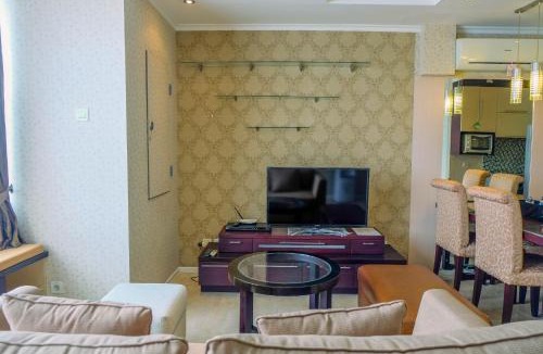 Senayan Apartment | Strategic 2BR Apartment with City View at FX Residence By Travelio