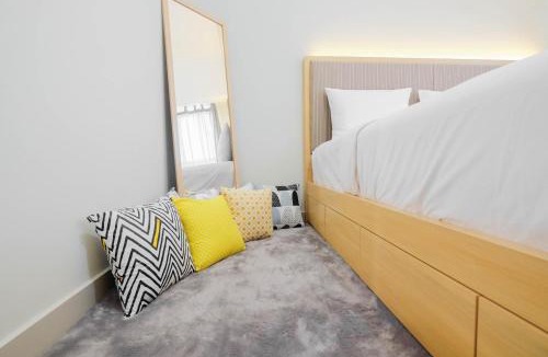 Bekasi Apartment | Modern Studio @ Springlake Summarecon Apartment By Travelio