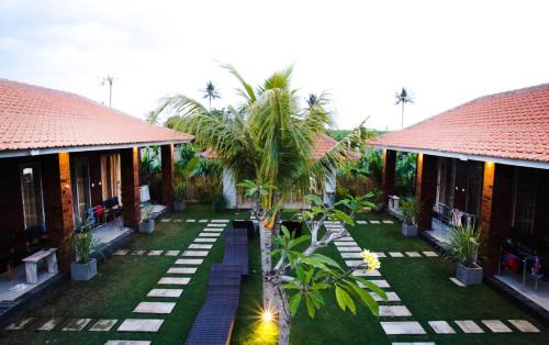 Tumbak Bayuh House | Umah Nugraha