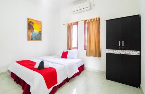 South Tangerang House | RedDoorz near Universitas Pamulang