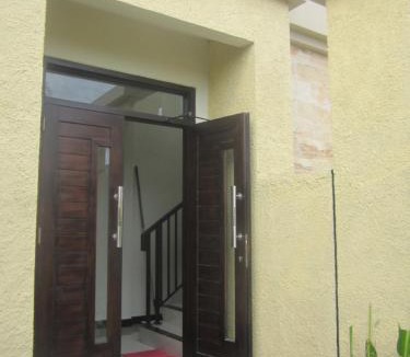 Tumbak Bayuh House | OrangeDacha