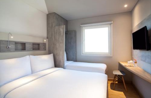 Darmo Hotel | ibis budget Surabaya Diponegoro