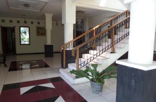 Klojen Hotel | Armi Hotel Malang