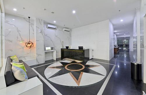 Melawai Hotel | Whiz Hotel Falatehan Jakarta