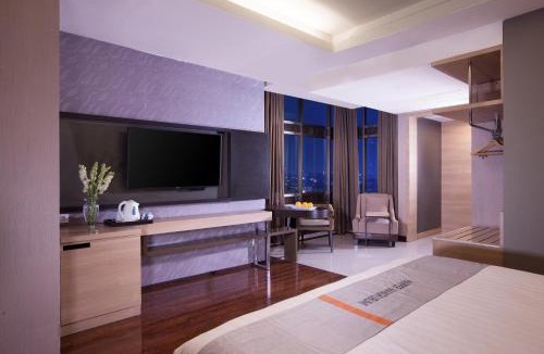 Central Yogyakarta Hotel | Harper Malioboro Yogyakarta by ASTON