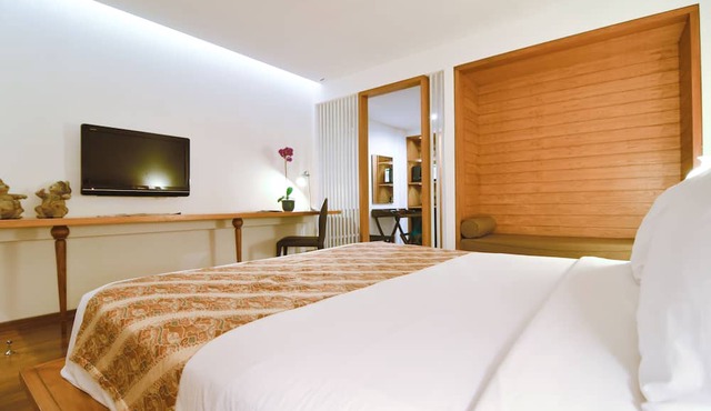 Gumilang Regency Hotel By Gumilang Hospitality in Bandung