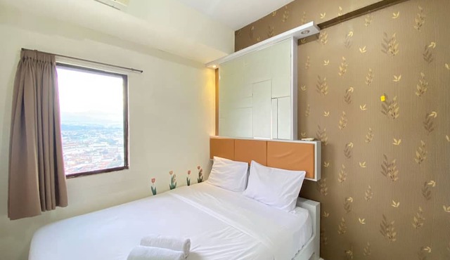Adorable Classic 2Br Gateway Ahmad Yani Cicadas Bandung Apartment