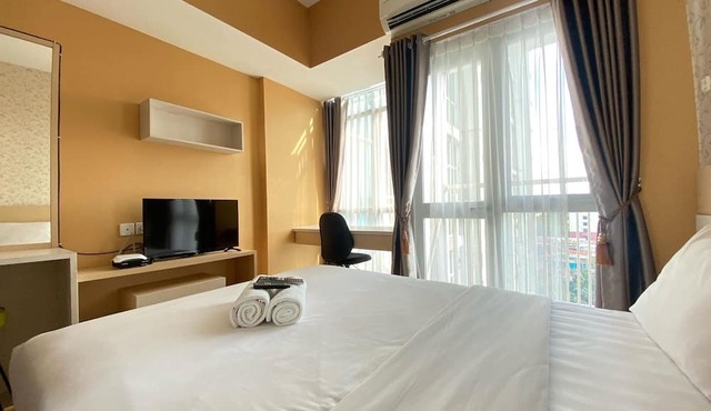 Artsy Studio Room At Taman Melati Jatinangor Apartment in Hegarmanah