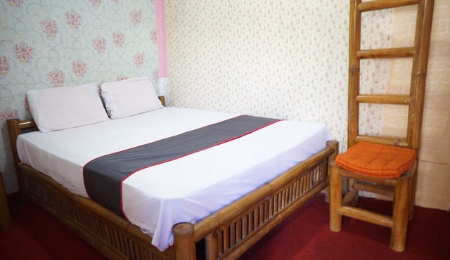 Collection O 93000 Karona Berg Homestay & Cafe