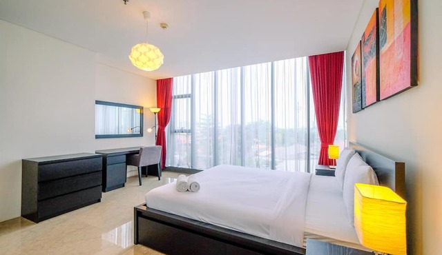 Good Deal And Strategic 1Br L'Avenue Apartment